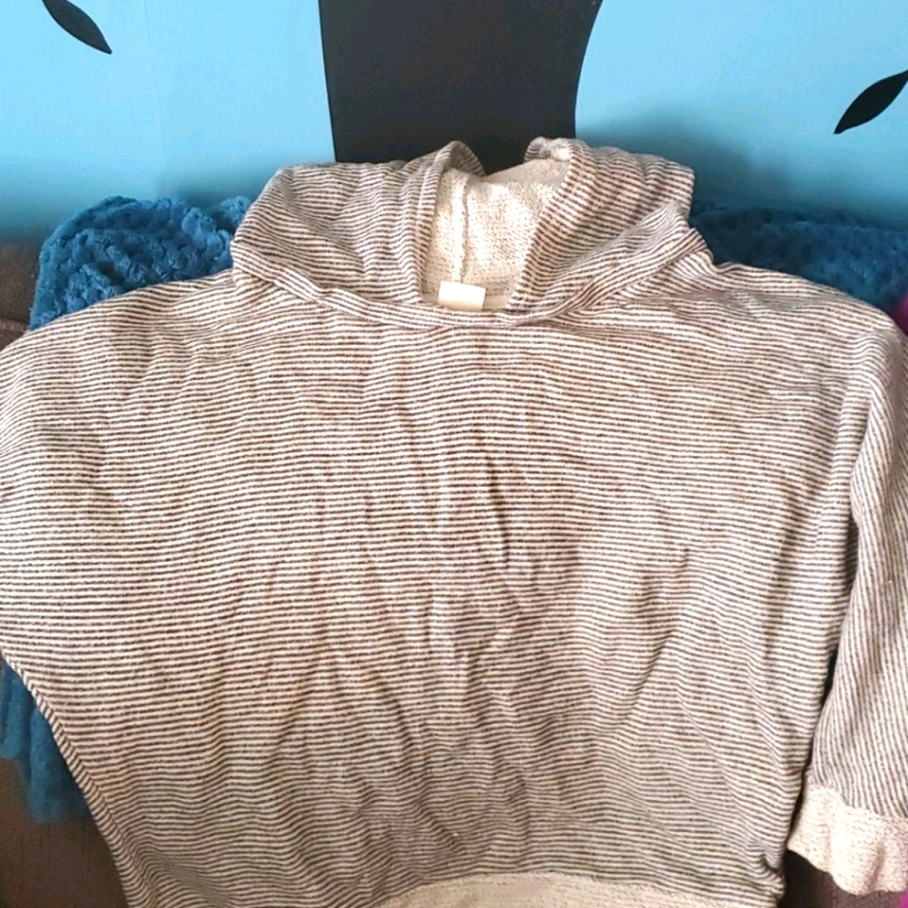 Mossimo sweater